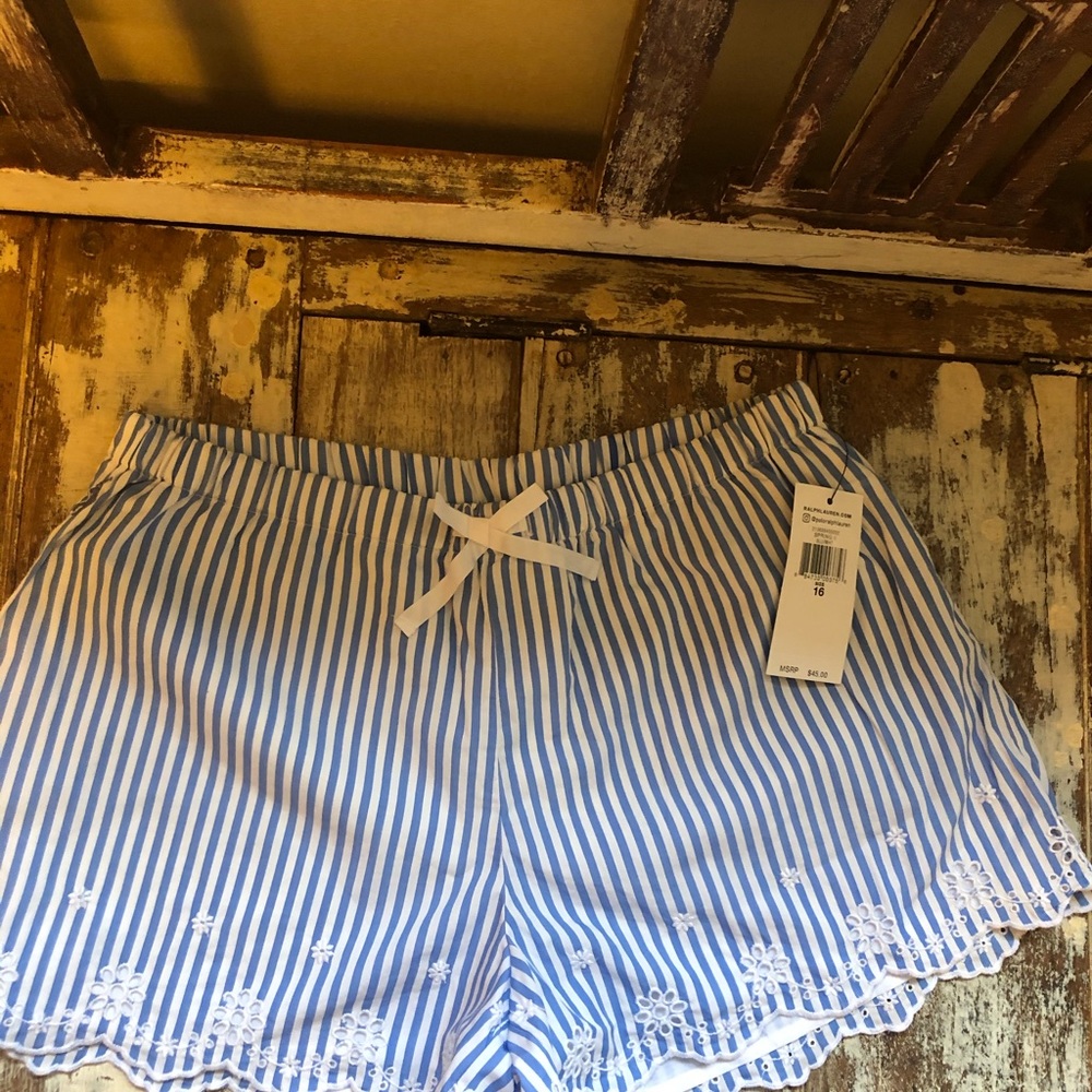 Ralph Lauren  Shorts seersucker with eyelet detail